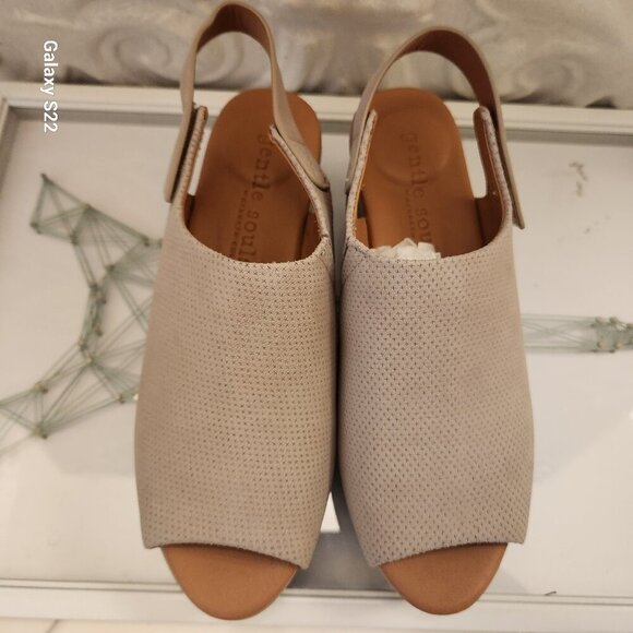 Gentle Souls Leather "Nyssina" Platform sandals. NIB. Size 6.5 - Picture 4 of 10